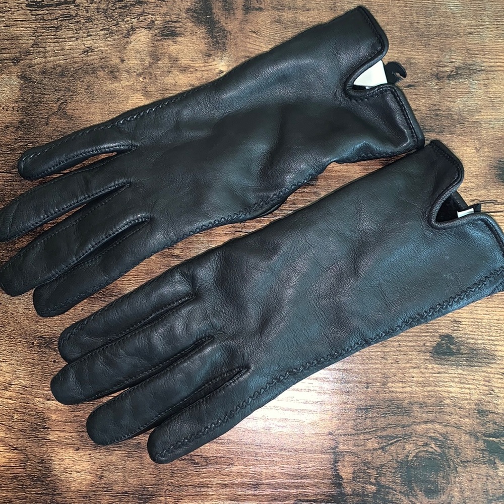 Fownes Brothers Leather Gloves w/ Faux Fur Lining